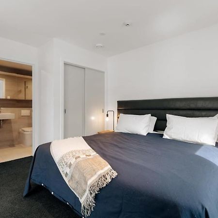 Penthouse Leisure Apartment Queenstown Exterior photo
