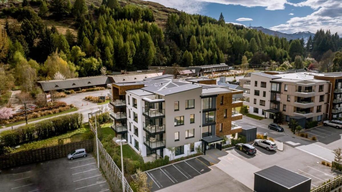 Penthouse Leisure Apartment Queenstown Exterior photo